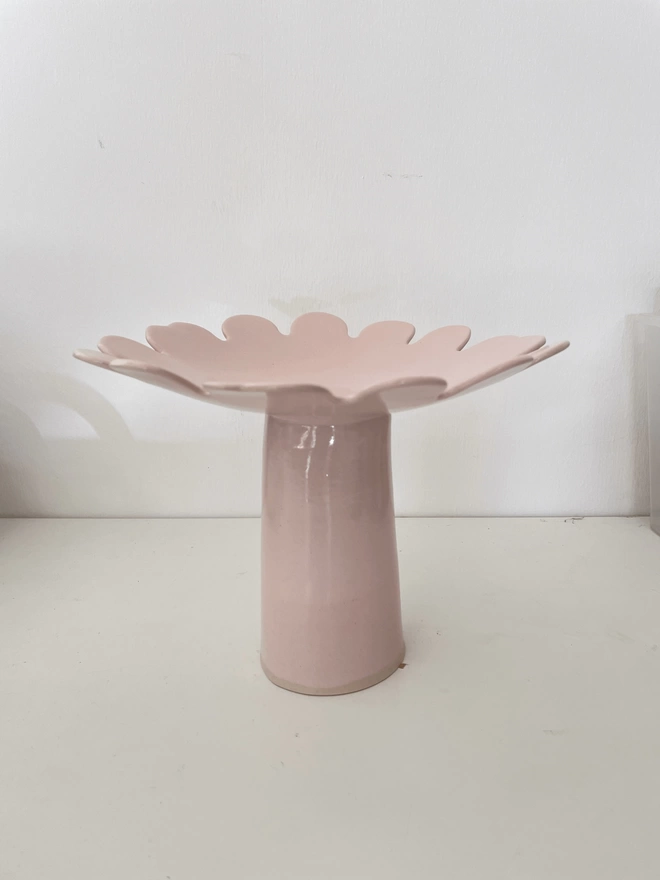 blossom pink paloma edge pedestal bowl