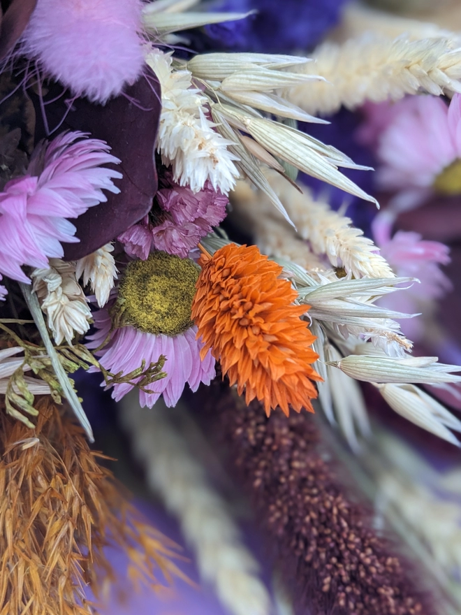 dried flower bouquet,  everlasting flowers, orange flowers, autumn dried flowers, home , close up image