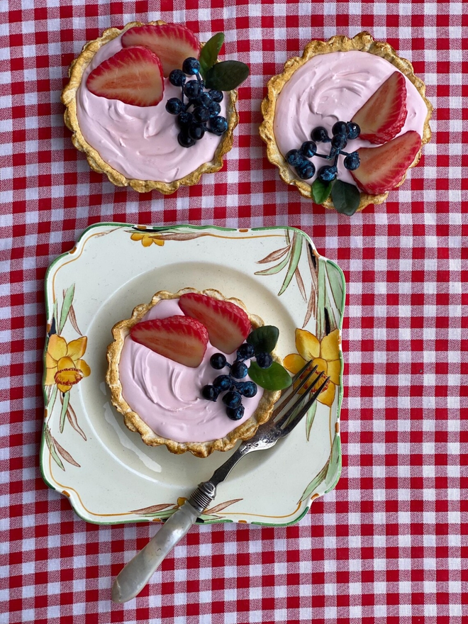 Fake food tart