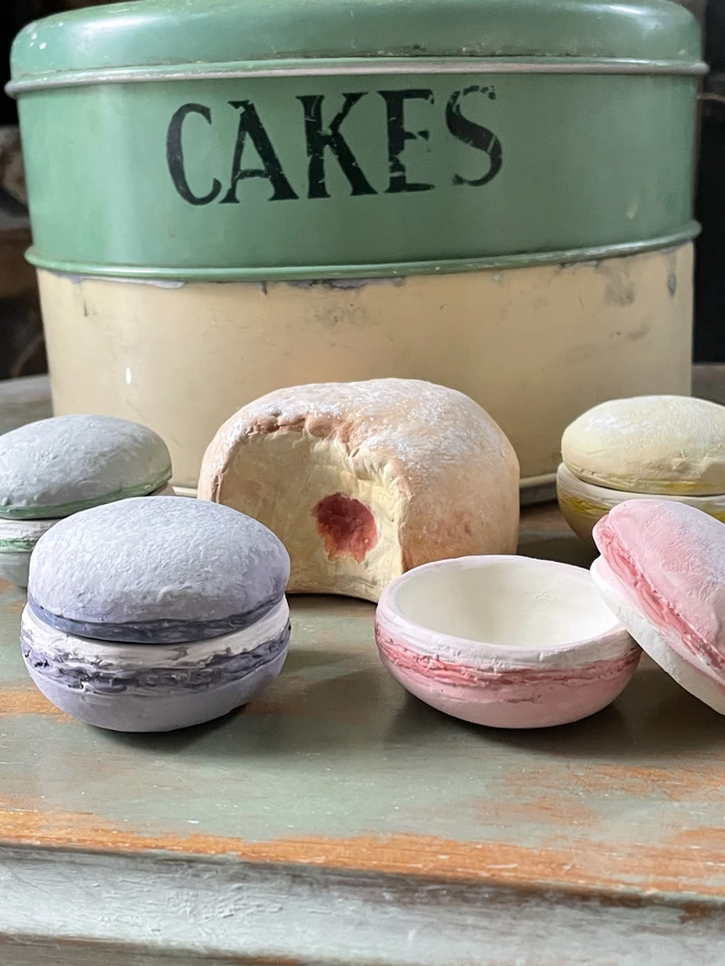 Ceramic macaron trinket dish