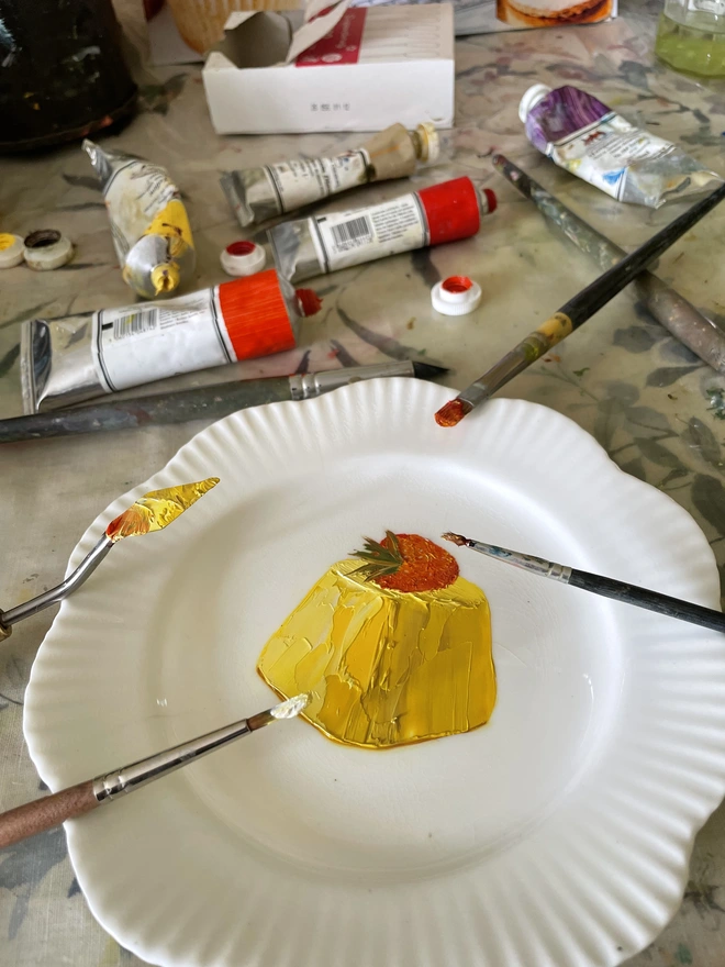 painting cake