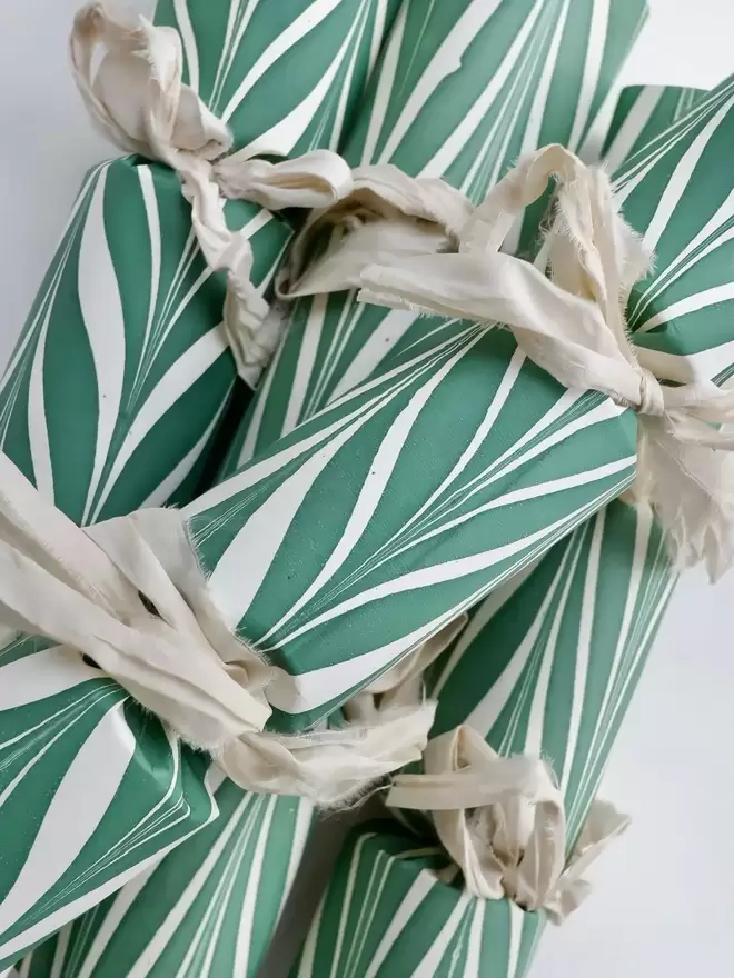 Green candy cane  Christmas crackers - Fill your own