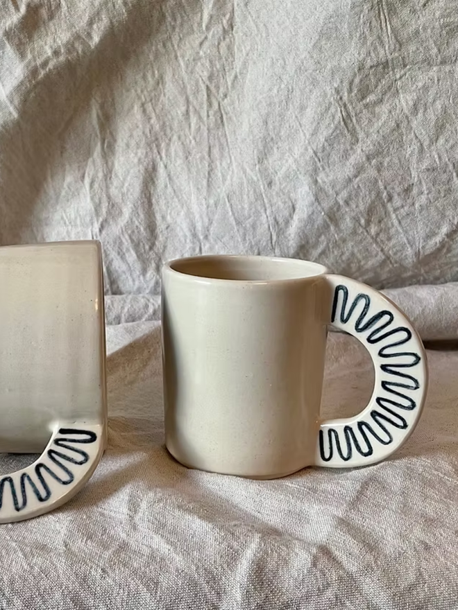 Large Wiggle Handled Ceramic Mug