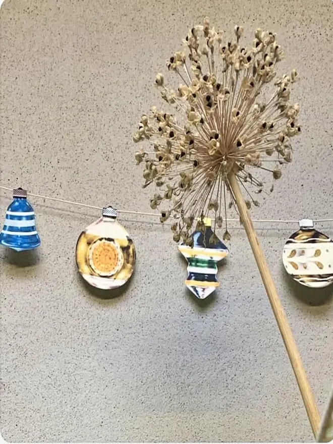 Mid century bauble garland