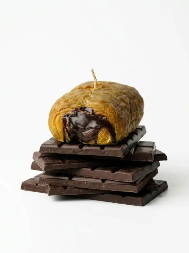 Pain Au Chocolat Candle