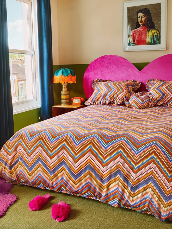 Gloria Bedding. Multicoloured bedding.