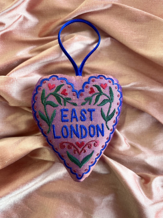 Heart Ornament: New London Locations 