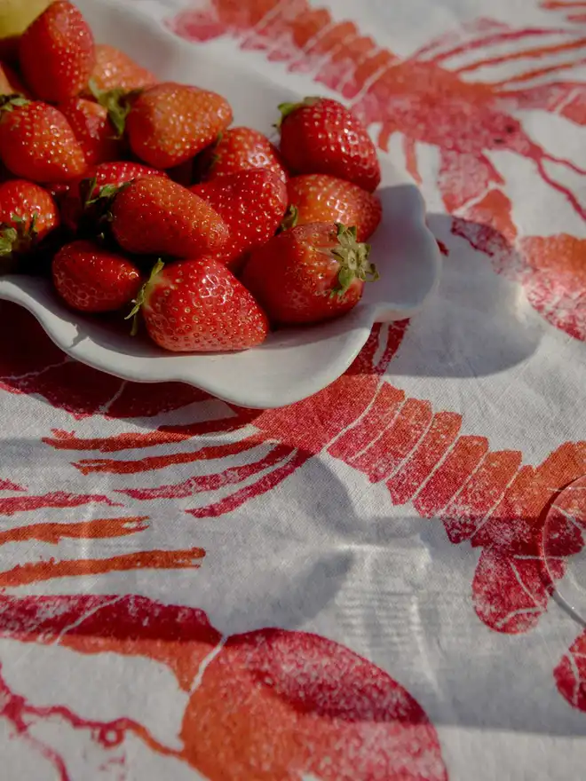 Upclose lobster tablecloth 