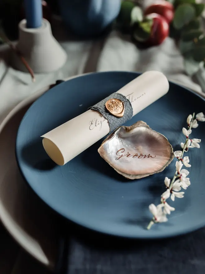 Oyster shell place name table setting