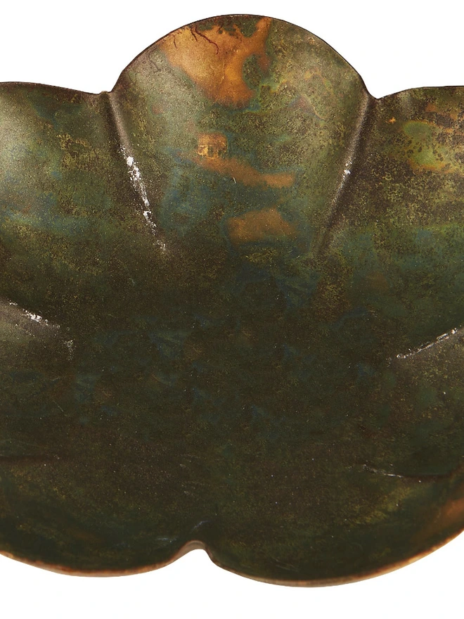 Flower shaped brass candle tray