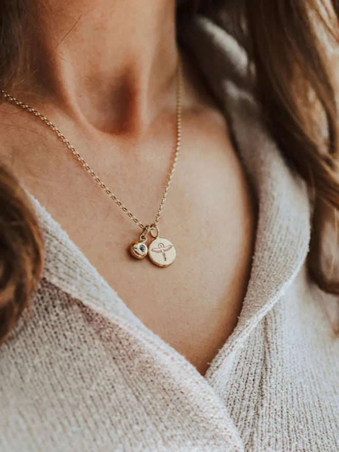 9ct Gold Phoenix Pebble Necklace lifestyle image