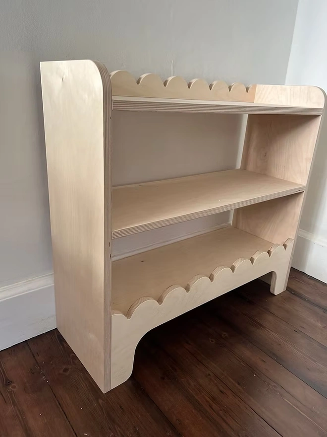 Montessori Children's Toy Shelf (Scallop)