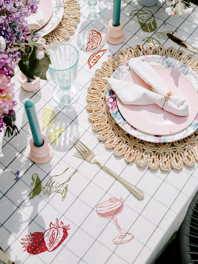 tablecloth sticker with summer drinks