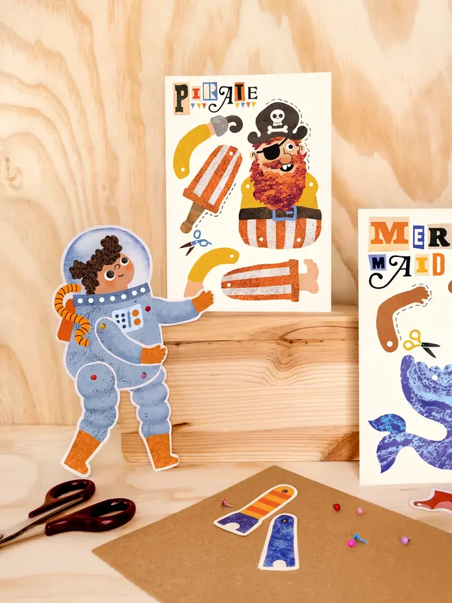 astronaut split pin puppet card