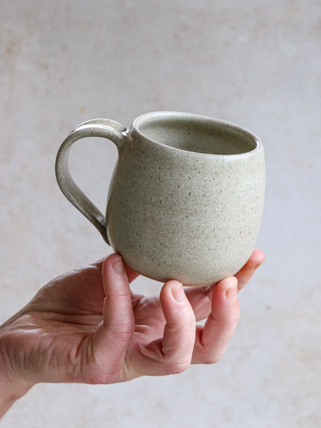 Handmade Ceramic Curve Mug