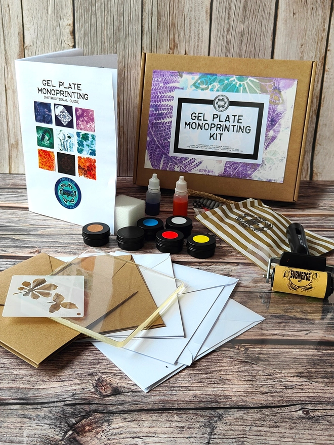 Gel printing kit with all contents visible gelliarts 5" gel plate