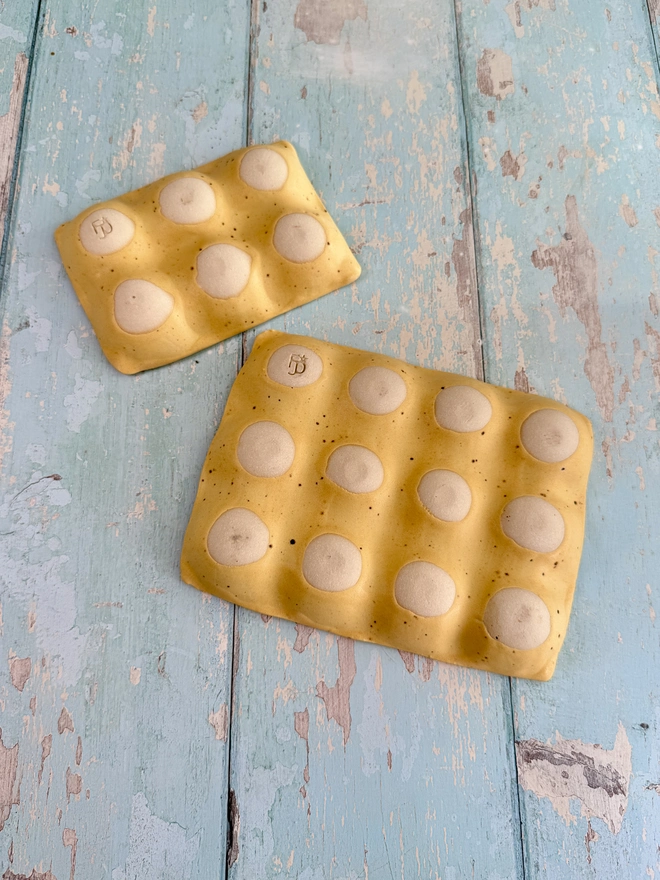 Yellow speckled egg tray kitchen storage
