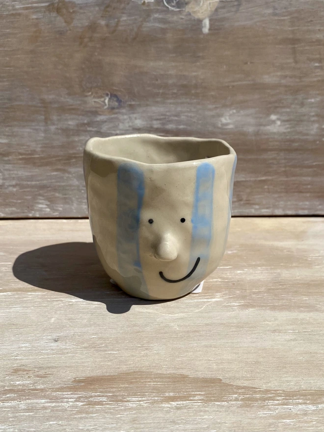 blue stripe pot - front