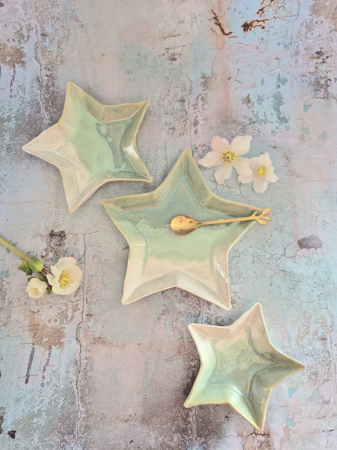 Set of star plates, star dishes, ceramic star plates, pottery star plates, Jenny Hopps Pottery, Tapas dishes, mezzo dishes, Green and white