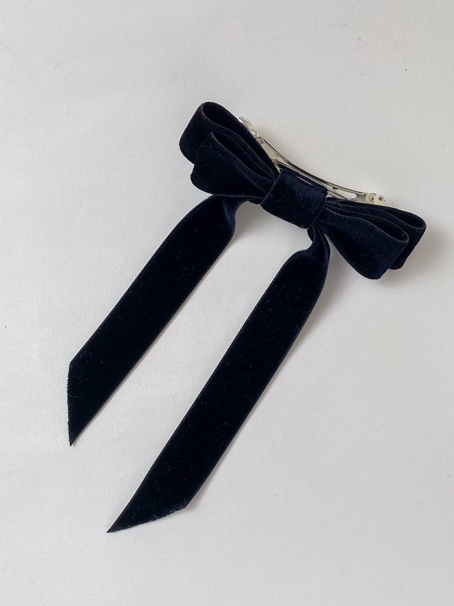 black velvet hair bow