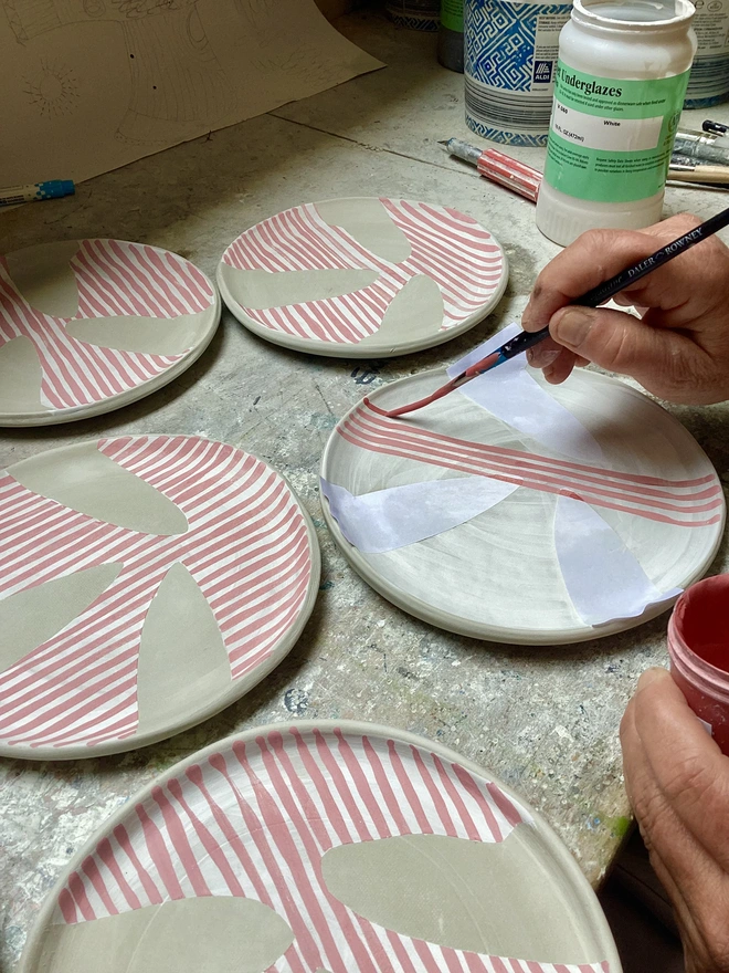 It’s all handpainted ! 