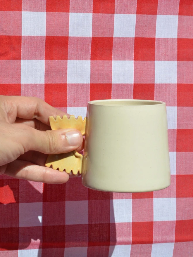 Farfalle pasta mug - tapered