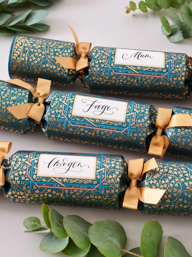 Golden Ivy Luxury Christmas Crackers (Set Of 6)