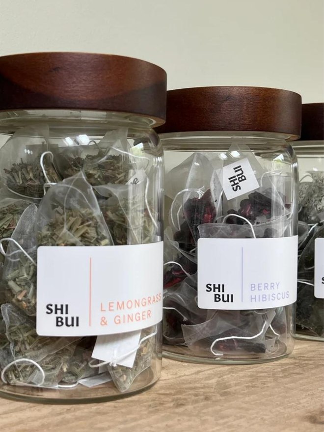  tea bags in glass jars