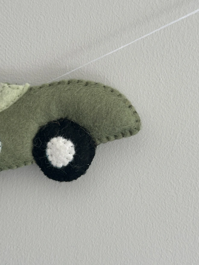 Felt racing car