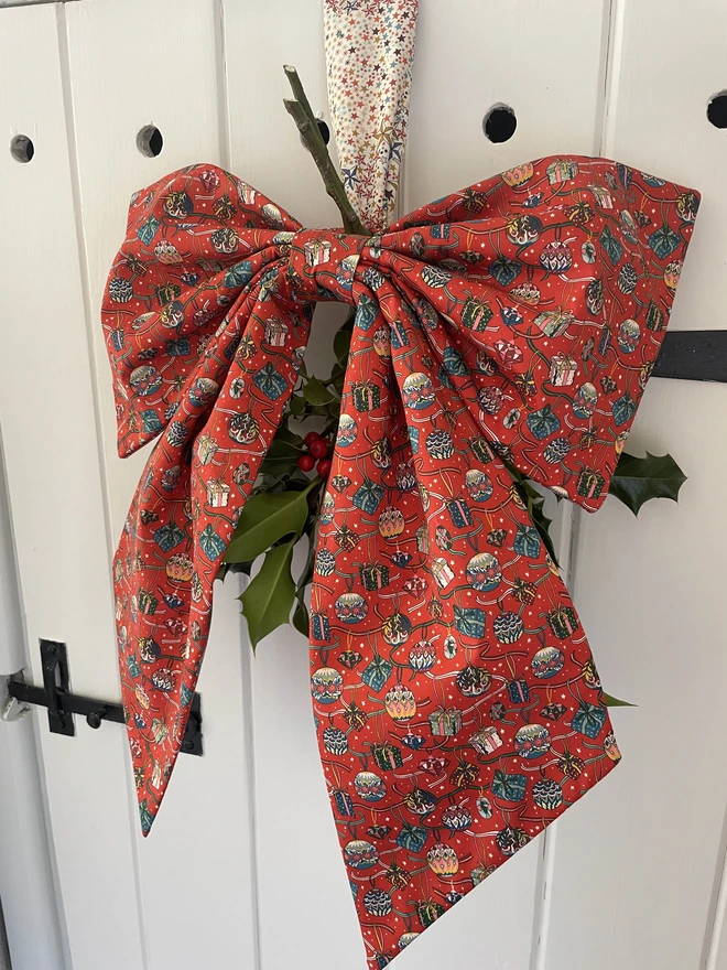 House of Gifts Liberty Print Christmas Bow Decoration