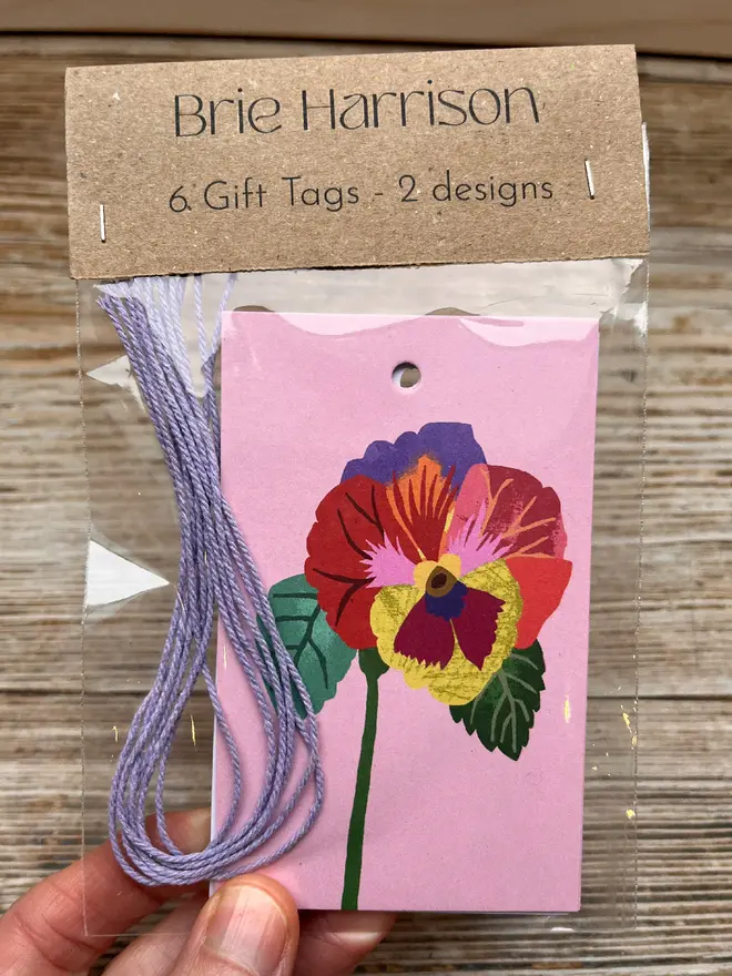 illustrated pansies gift tags