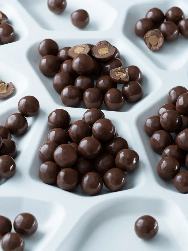 hazelnut chocolate balls