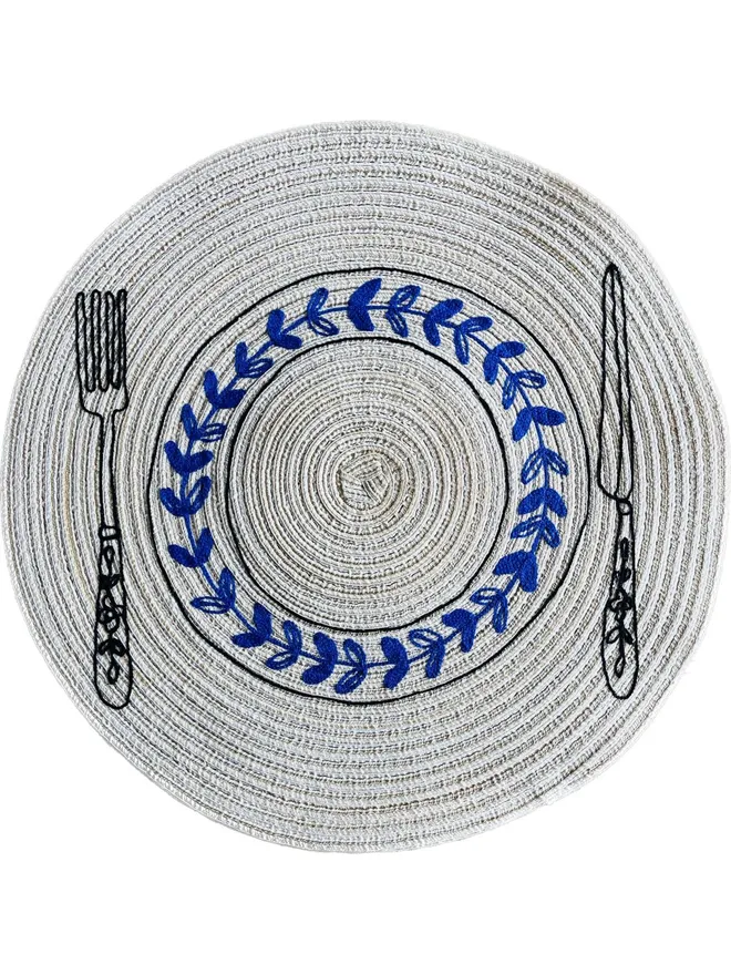 Set of 6 Embroidered Place Setting Placemats
