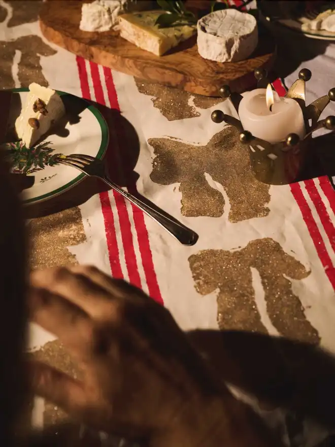 Christmas Bow Tablecloth