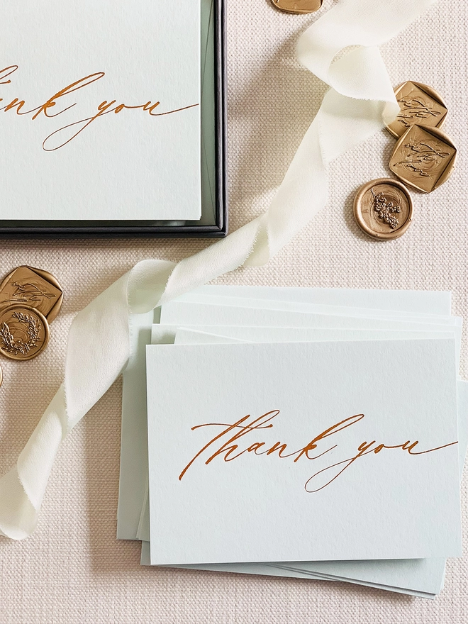 thank_you_gold_foiled_calligraphy_notecard_set_02