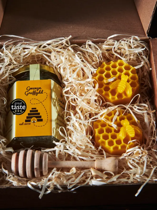 Honey and Candle Gift Set