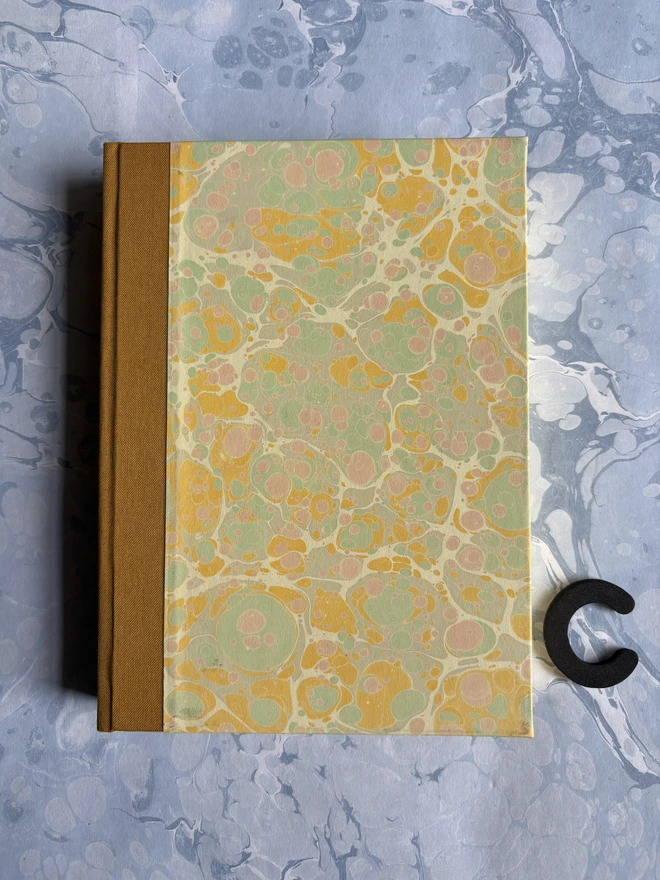 5 year diary in pattern C