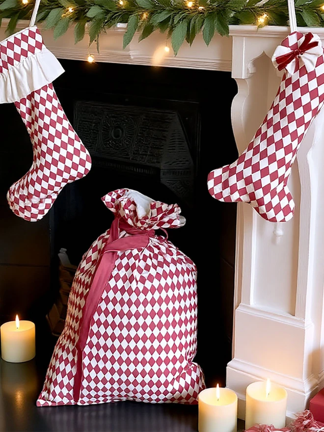 Harlequin Santa Sack Mulled Wine
