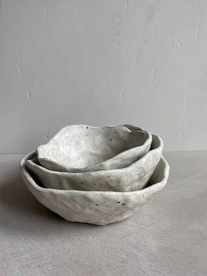 Pebble Ceramic Nesting Bowl Set