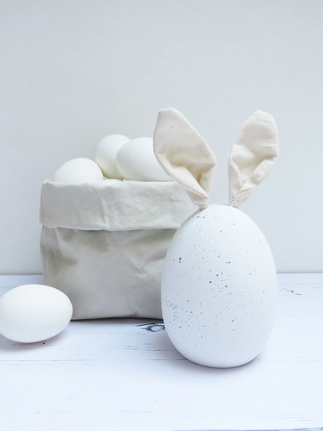 handpainted wooden easter bunny egg decoration