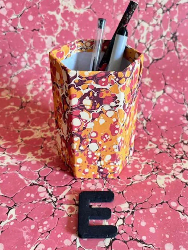 Pen Pot. A pen pot in E