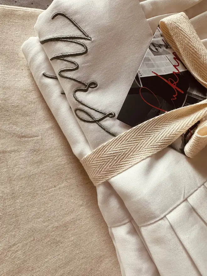 'Mr. & Mrs.' Luxury Cotton Pillow Cases 