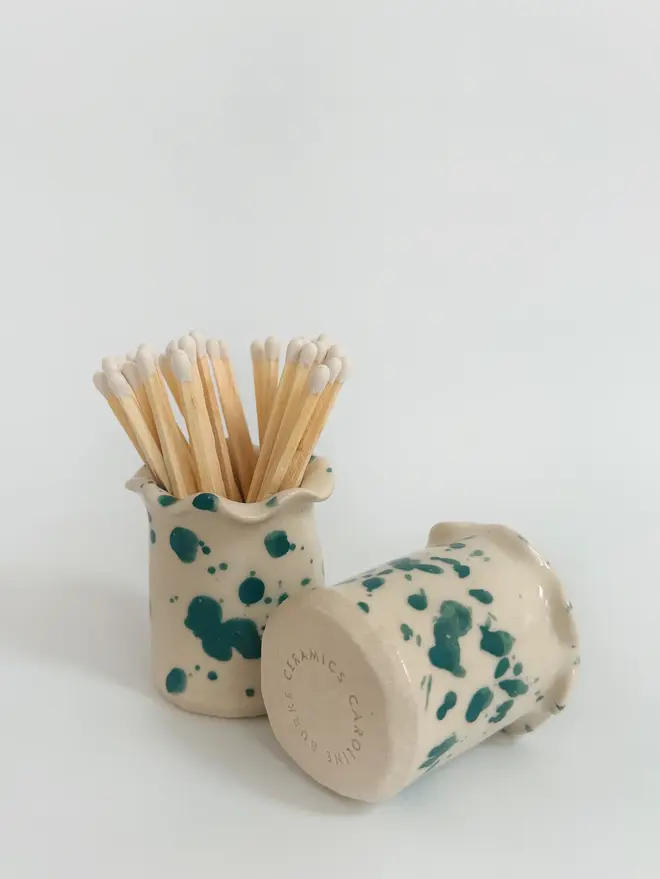 green ceramic matchstick holder