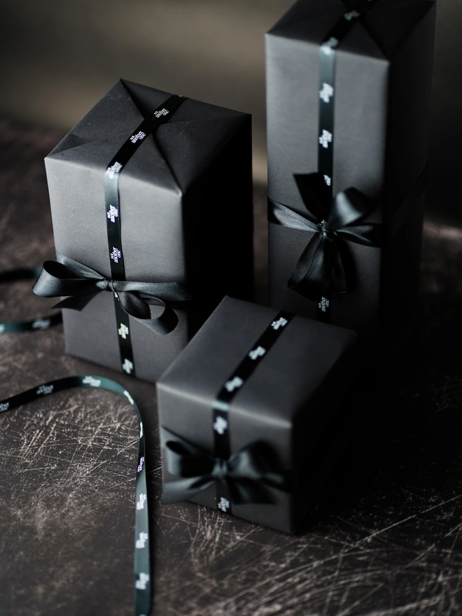 GIFT WRAP