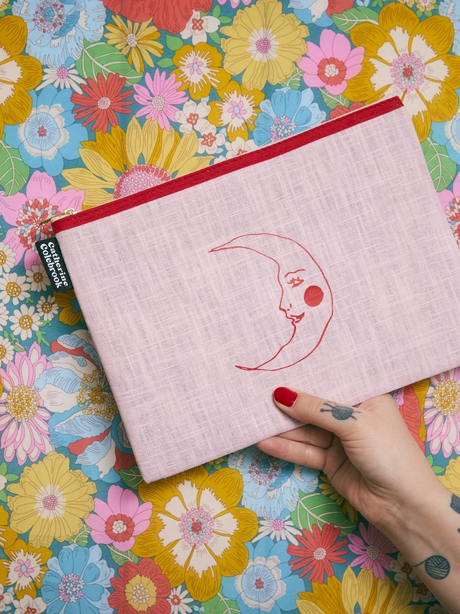 CATHERINE COLEBROOK PINK LINEN PURSE - MOON