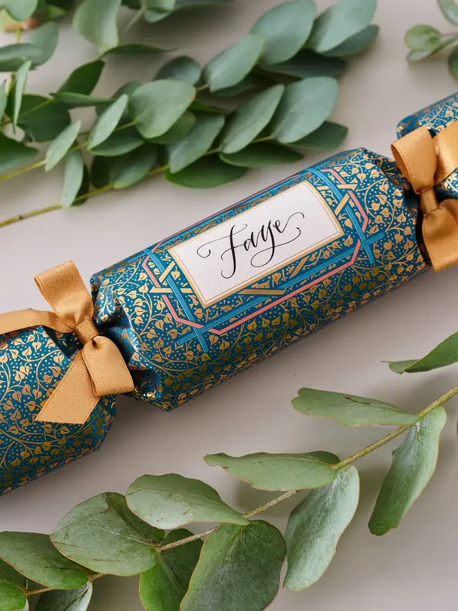 Golden Ivy Luxury Christmas Crackers (Set Of 6)