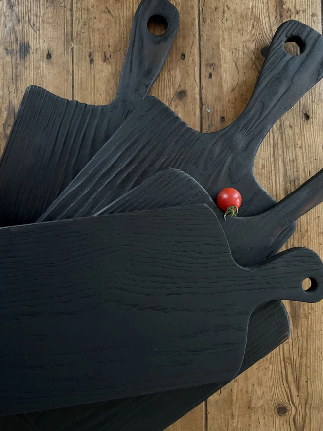 Four different sizes and handle shape