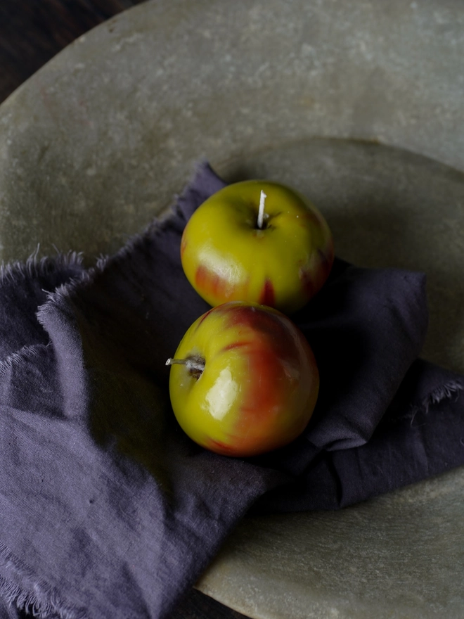The Gala Apple Candle
