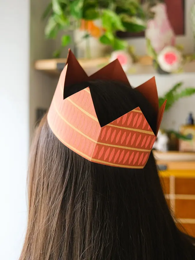 yellow paper party crown