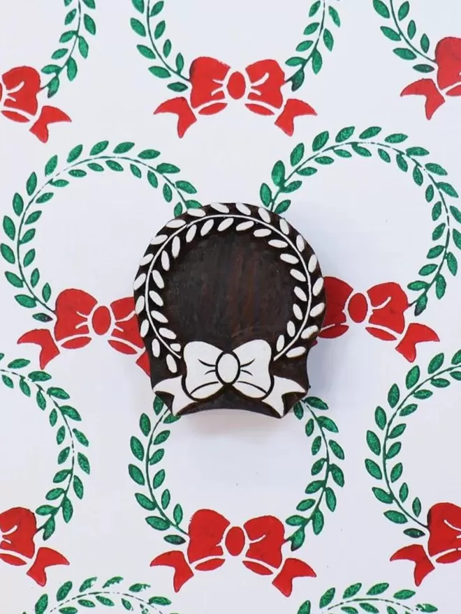 Wreath And Bow - Indian Printing Block